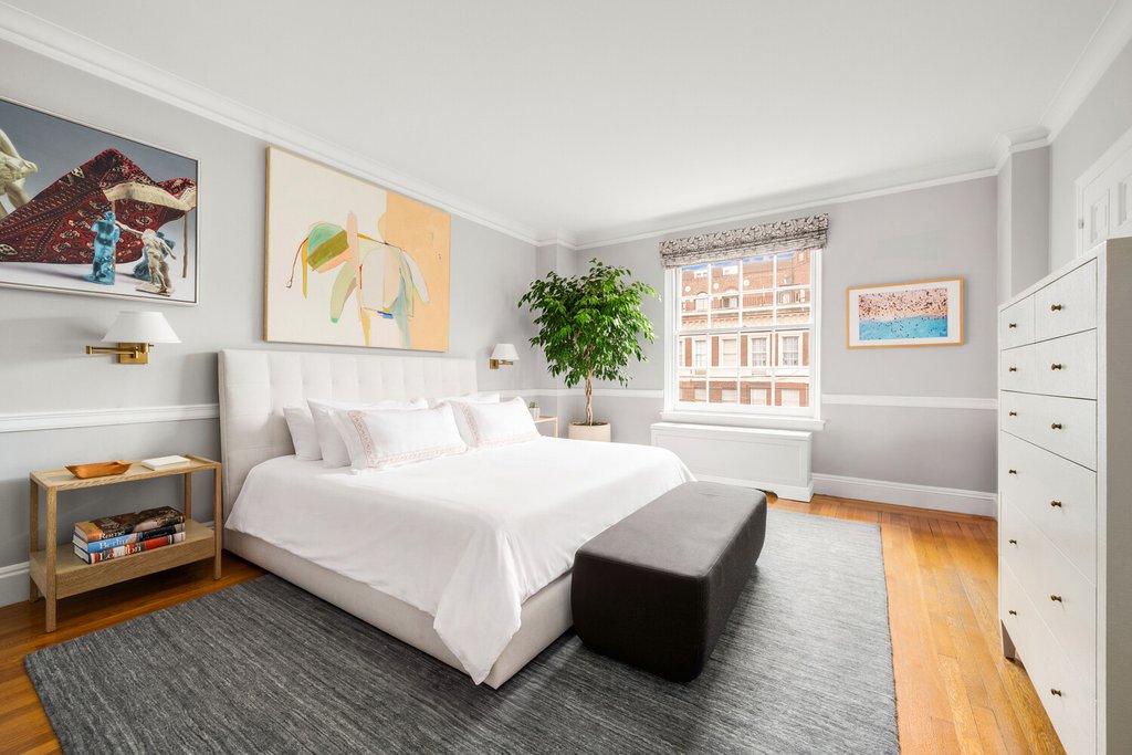 14 Sutton Place South, Unit 14B photo 7