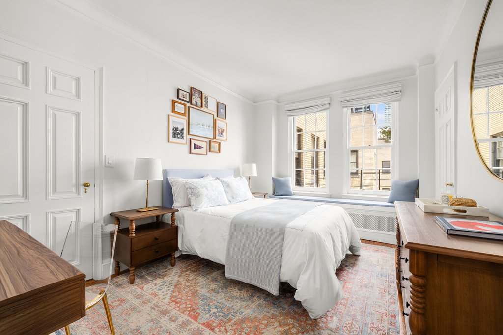 14 Sutton Place South, Unit 14B photo 10