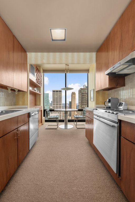641 Fifth Avenue, Unit 38E photo 9
