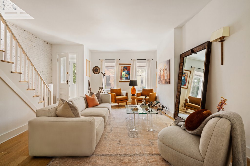 213 29th Street – For Sale