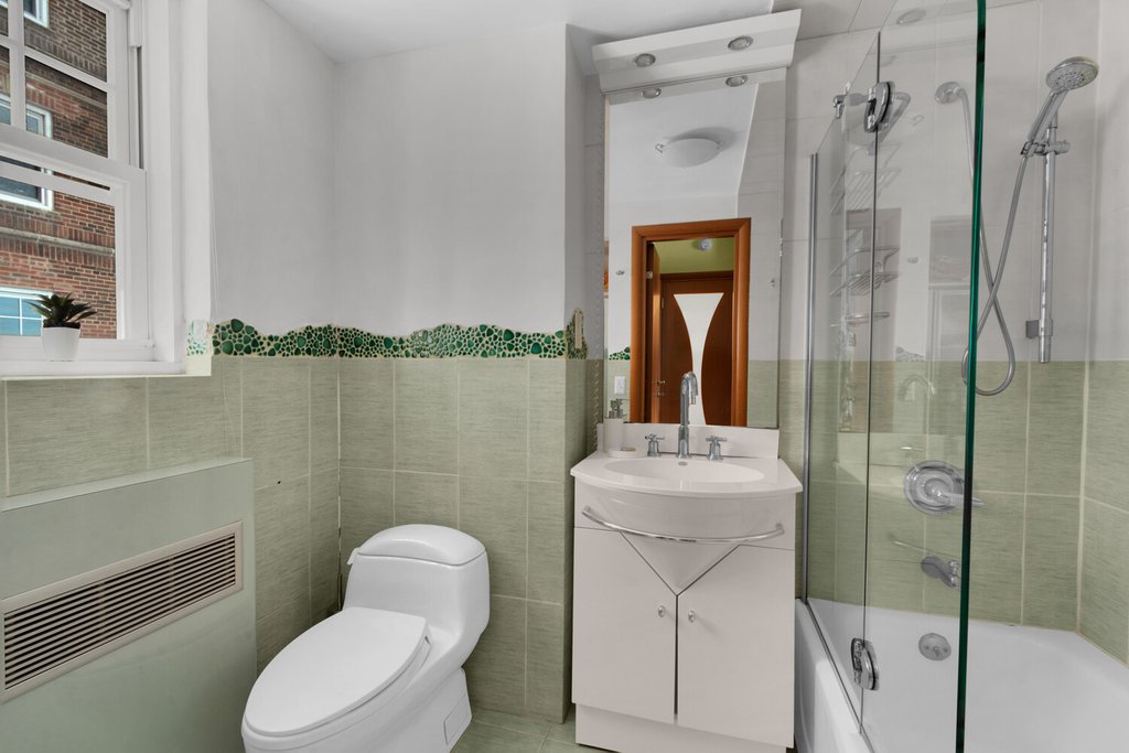 180 Cabrini Boulevard, Unit 99 photo 9
