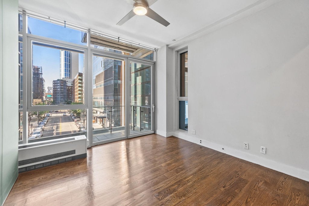 26-26 Jackson Avenue, Unit 401 photo 4