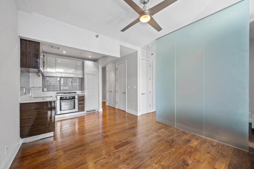 26-26 Jackson Avenue, Unit 401 photo 5