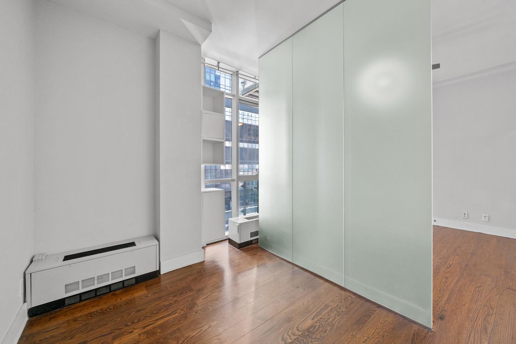 26-26 Jackson Avenue, Unit 401 photo 7