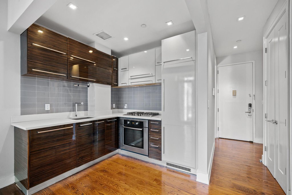 26-26 Jackson Avenue, Unit 401 photo 12