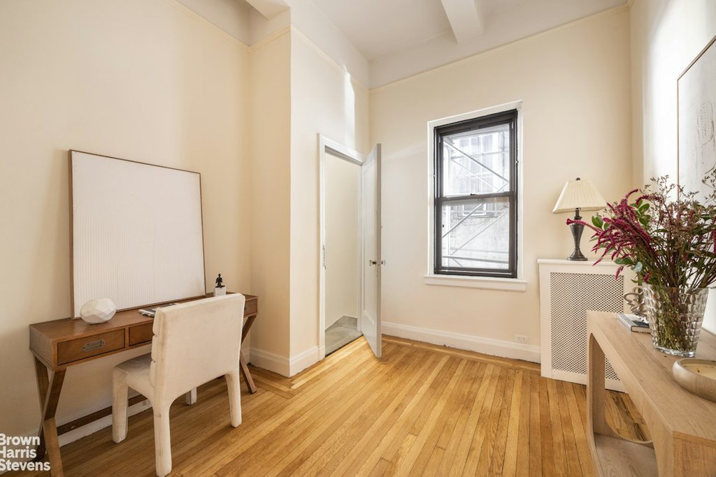 1349 Lexington Avenue, Unit 1F photo 7