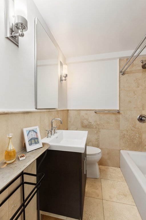 35 Park Avenue, Unit 4A photo 5