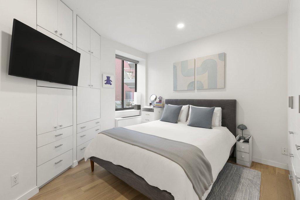 167 Perry Street, Unit 3K photo 5