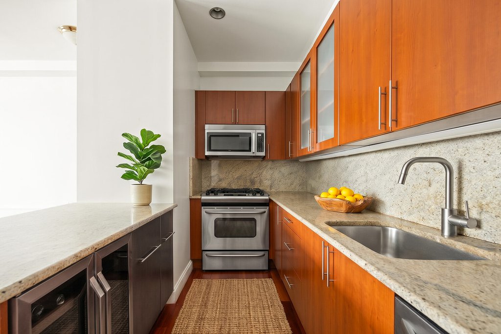219 68th Street, Unit 1A photo 3