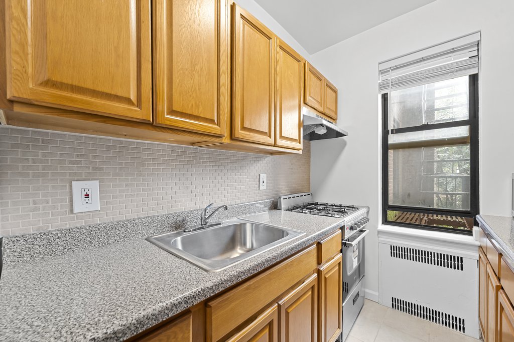 35-35 75th Street, Unit 401 photo 6
