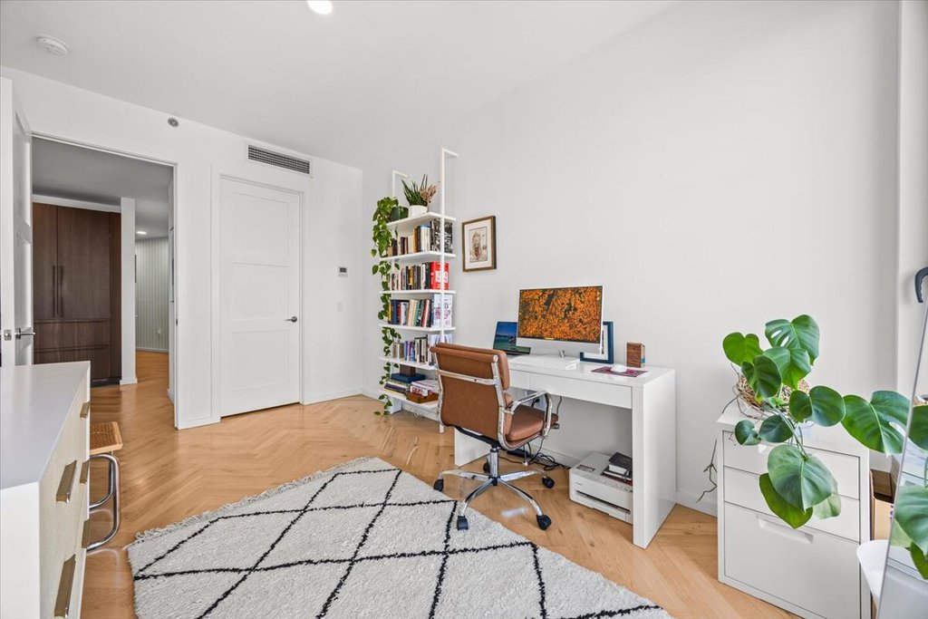 805 Washington Avenue, Unit 4B photo 9
