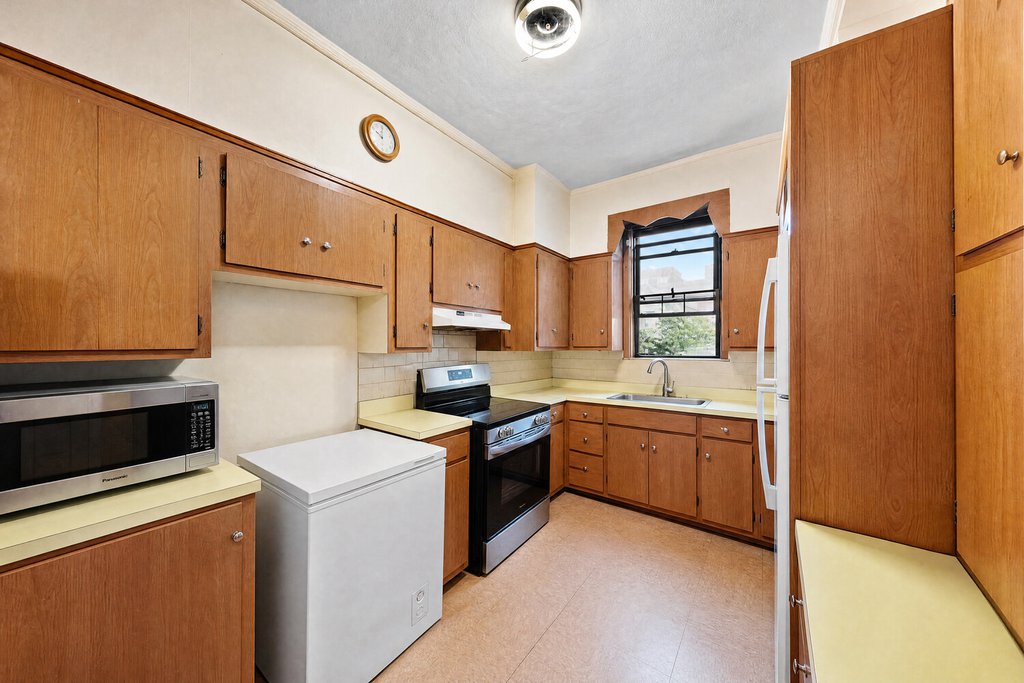 1452 Flatbush Avenue – For Sale photo 9