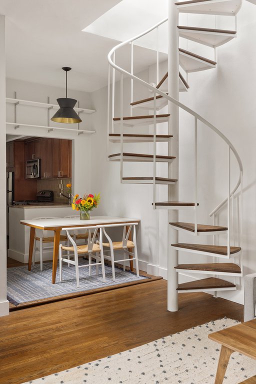 434 West 20th Street, Unit 9 photo 3