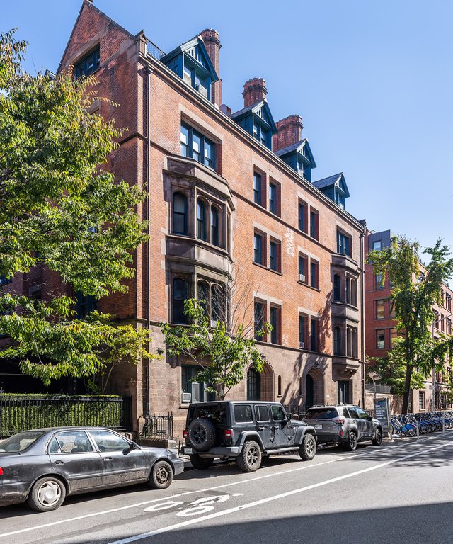434 West 20th Street, Unit 9 photo 13