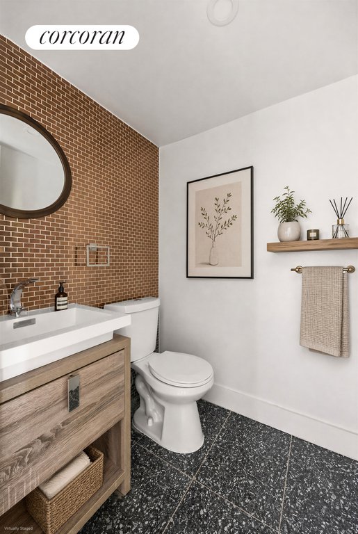 695 Monroe Street, Unit 4 photo 6
