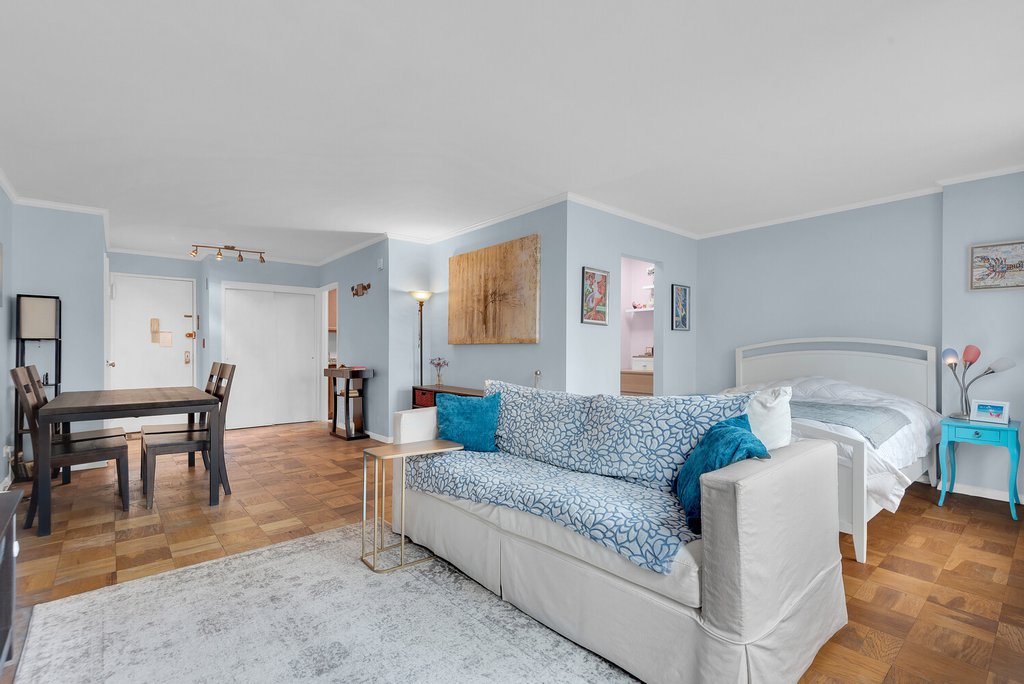 185 West End Avenue, Unit 12E photo 2