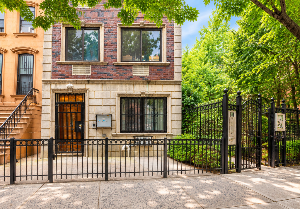 10 East 129th Street – For Sale photo 32