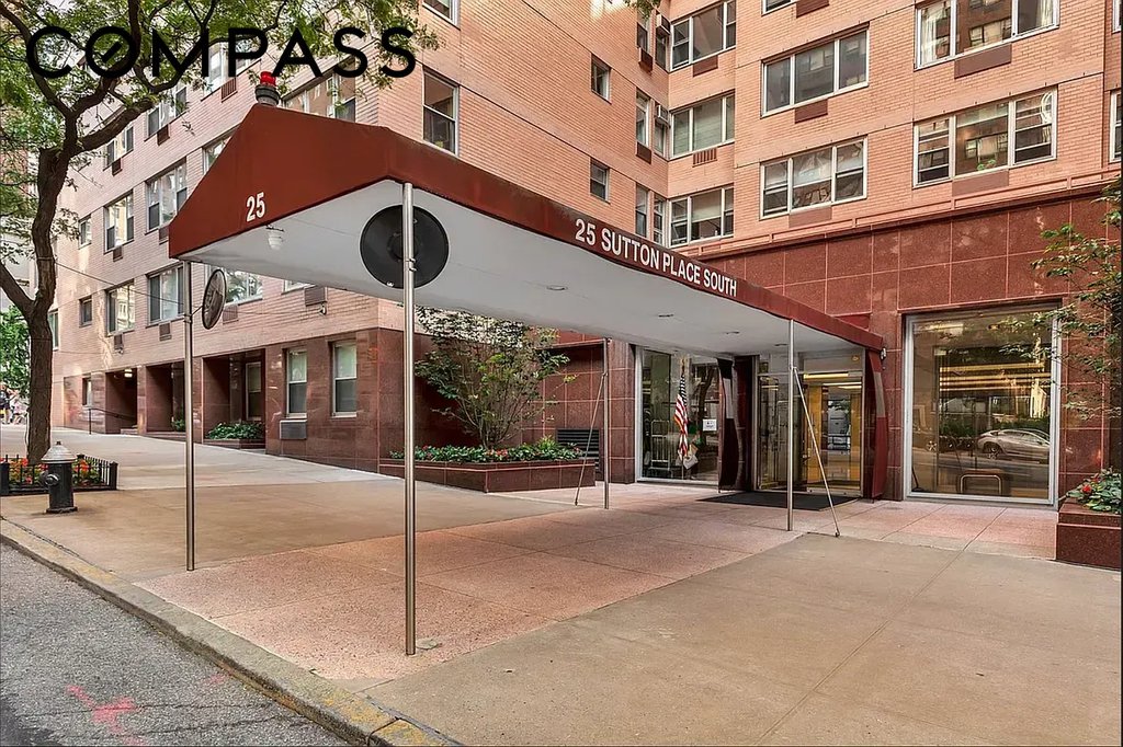 25 Sutton Place South, Unit 19I photo 16
