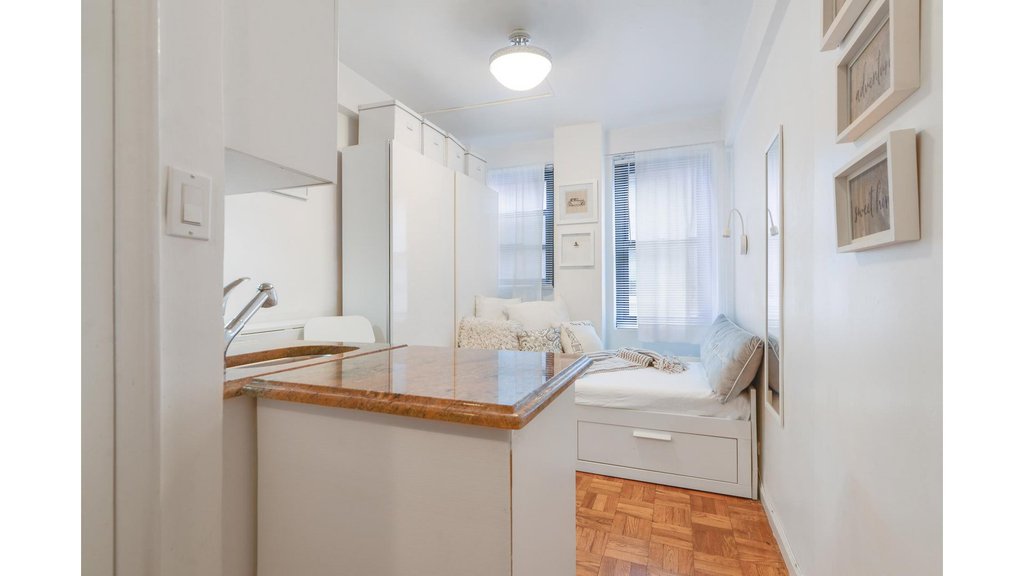 135 East 54th Street, Unit MR3 photo 10