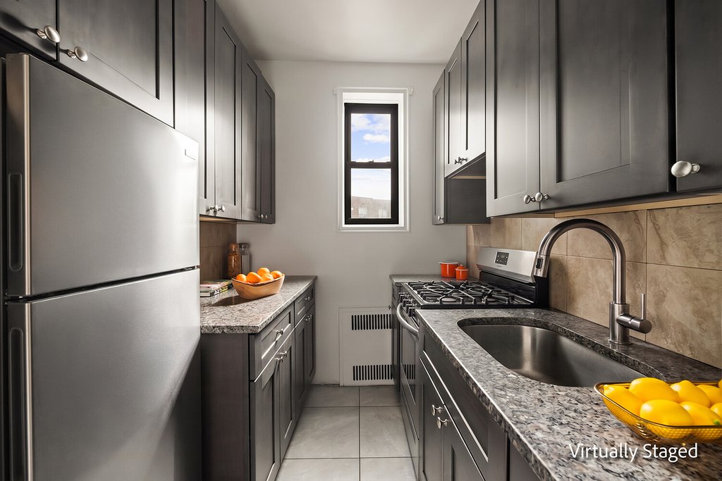 657 East 26th Street, Unit 5L photo 3