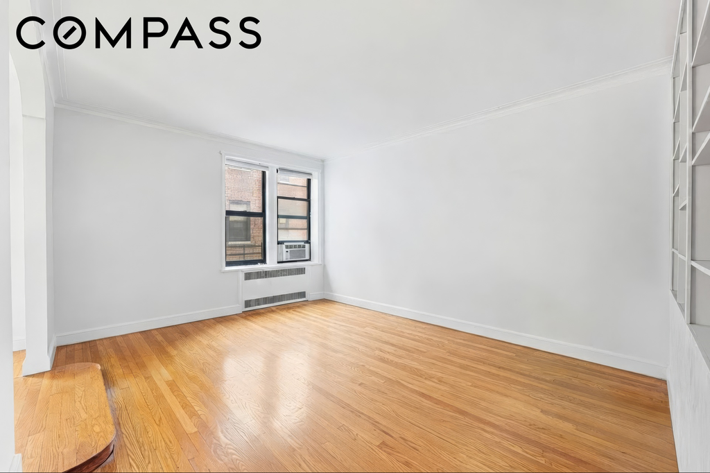 3636 Greystone avenue, Unit 4P photo 2