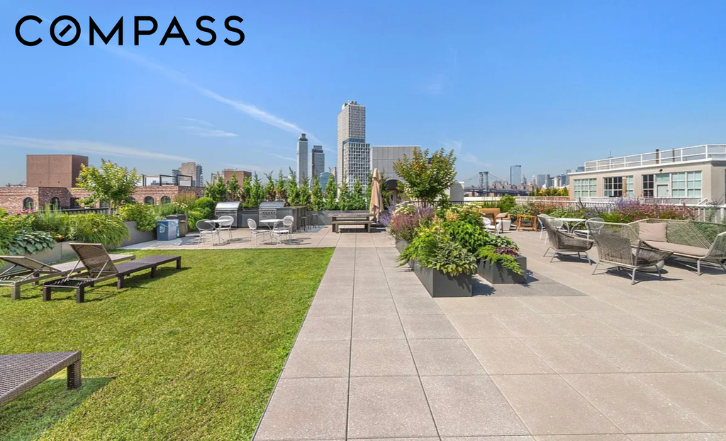 184 Kent Avenue, Unit C103 photo 9