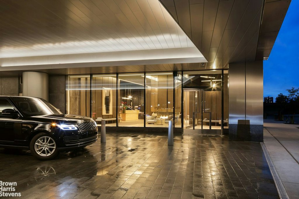 30 Riverside Boulevard, Unit 31A photo 14