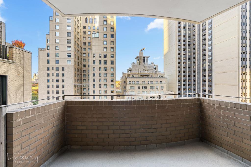 58 West 58th Street, Unit 19A photo 3