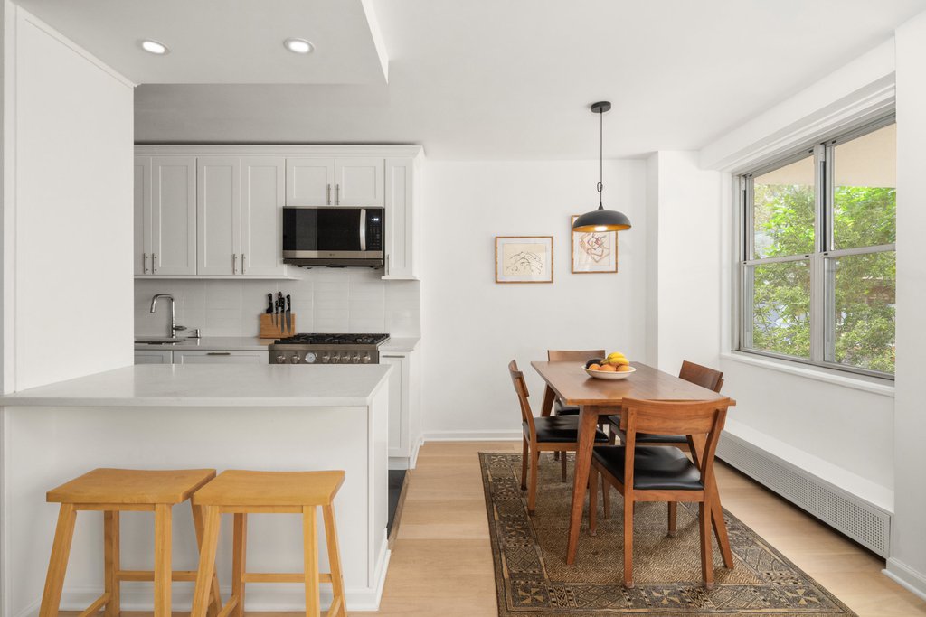 303 West 66th Street, Unit 1DE photo 3