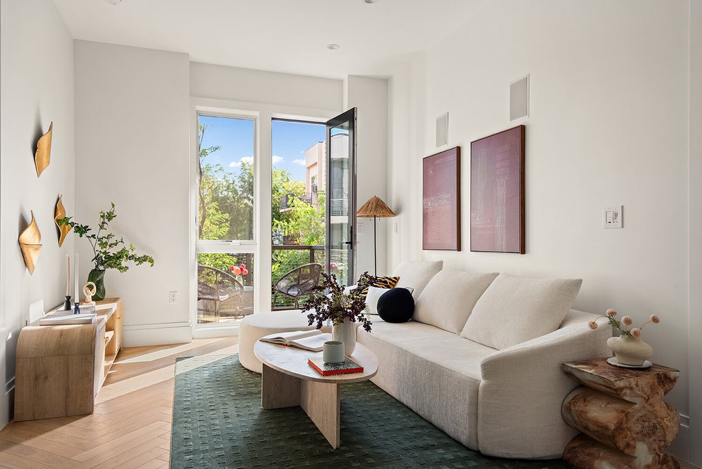 170 West Street, Unit 302