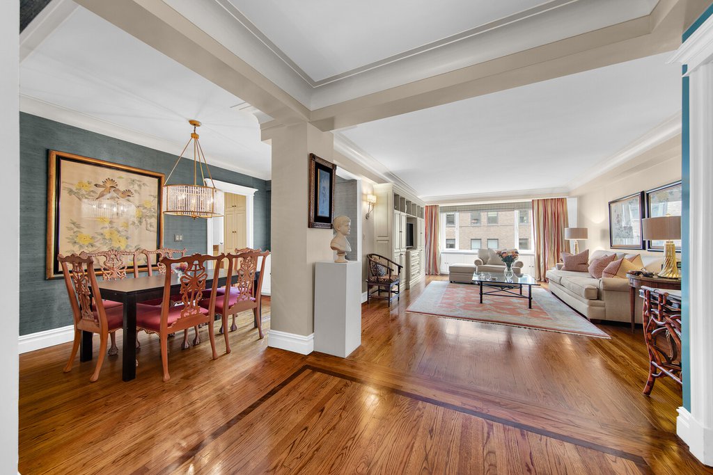 1056 Fifth Avenue, Unit 12E photo 3