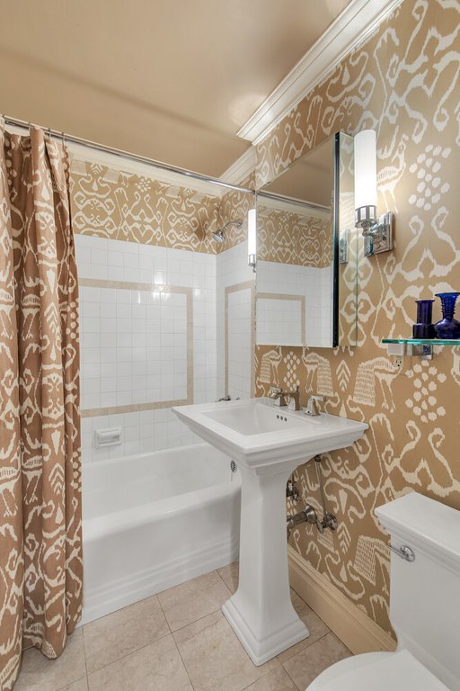 1056 Fifth Avenue, Unit 12E photo 9