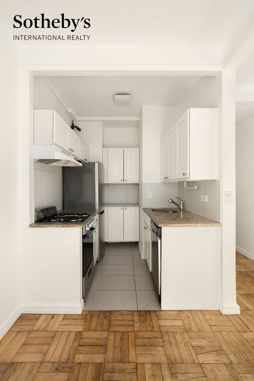 516 East 78th Street, Unit 1N photo 8