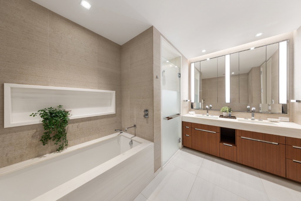 1 West End Avenue, Unit 18F photo 5