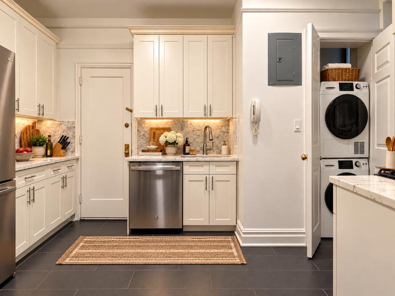 200 West 90th Street, Unit 4B photo 3