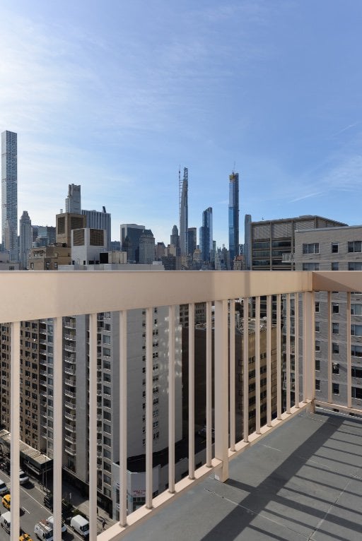 200 East 69th Street, Unit 19D photo 16