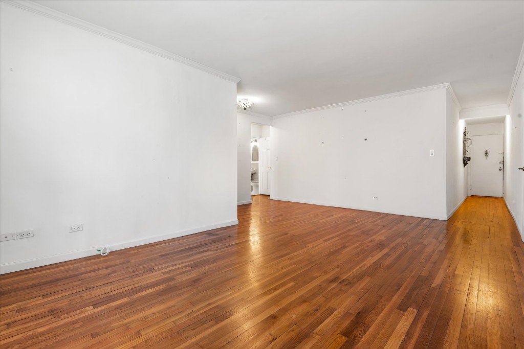 400 West 58th Street, Unit 5G photo 4