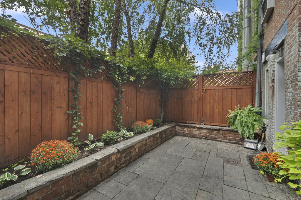 256 West 21st Street, Unit G1 photo 10