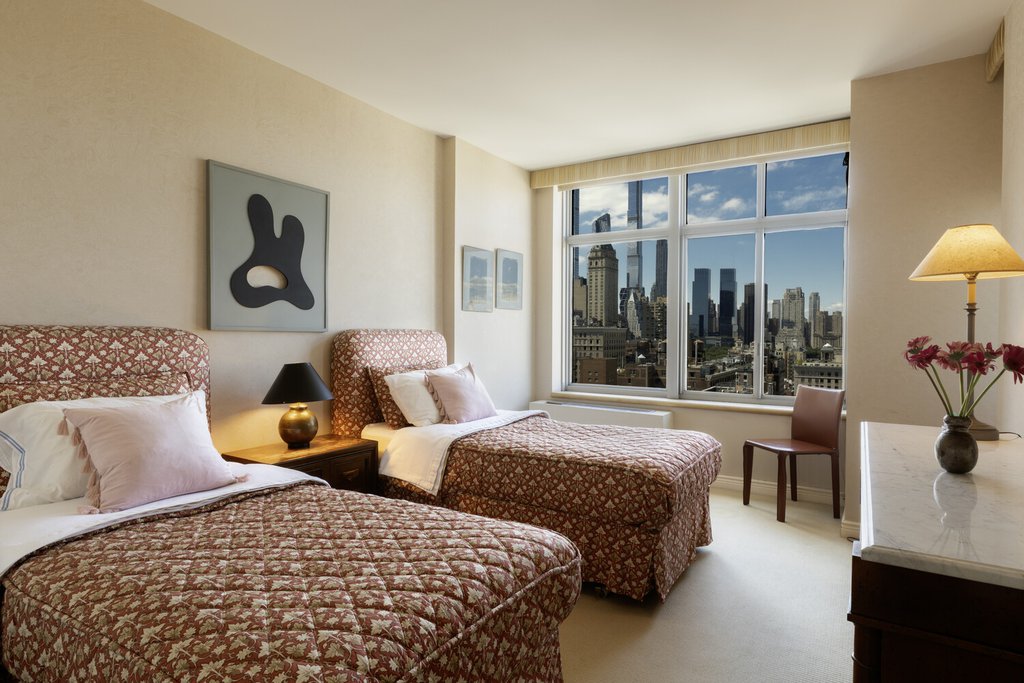 188 East 64th Street, Unit 2006 photo 16