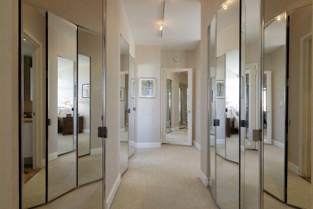 188 East 64th Street, Unit 2006 photo 17
