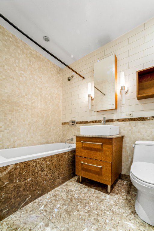 500 Fourth Avenue, Unit 4I photo 17