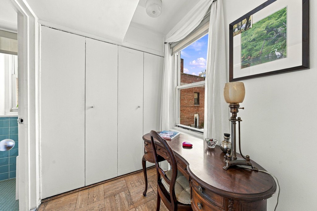 310 Lexington Avenue, Unit 15A photo 21