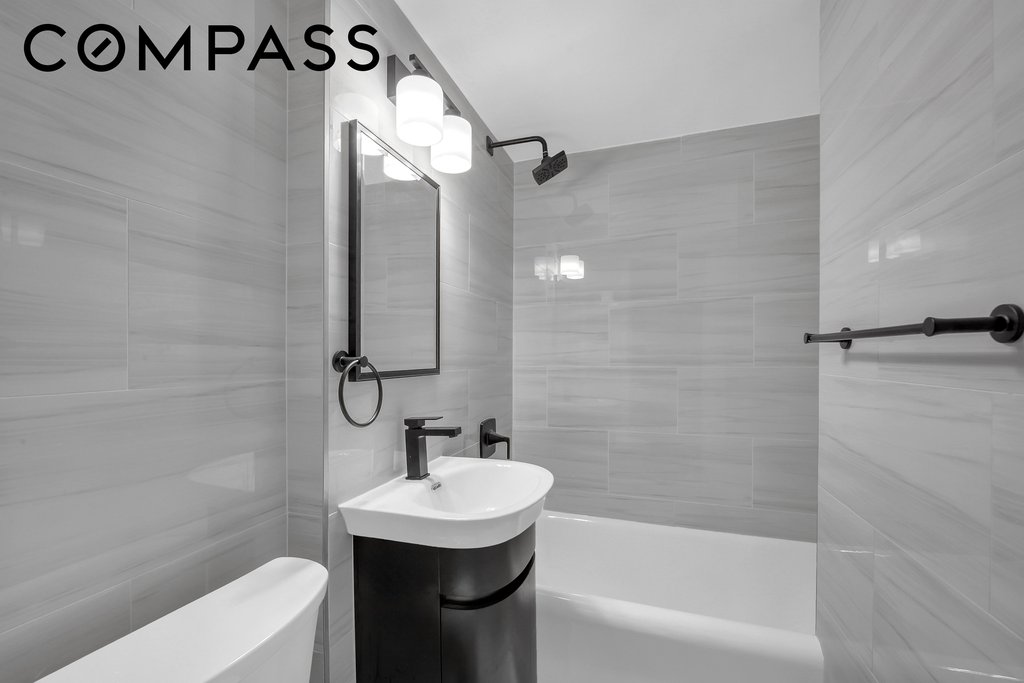 45 Tudor City Place, Unit 1316 photo 8