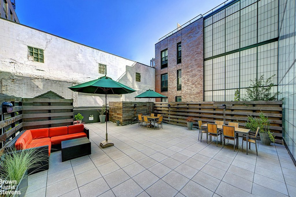 58 Metropolitan Avenue, Unit 2G photo 11