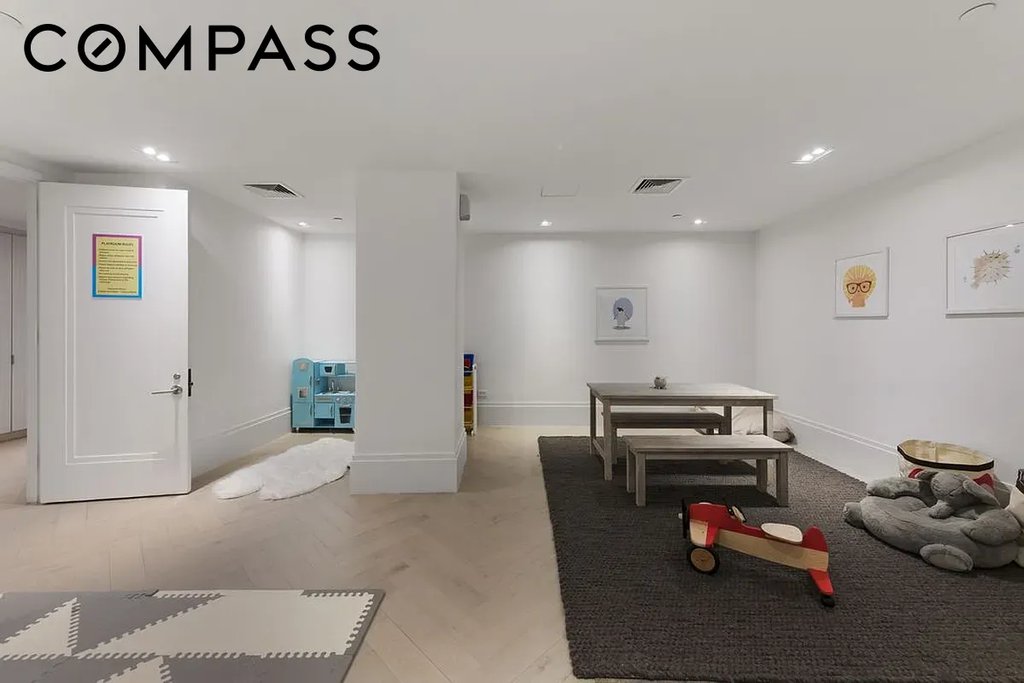 101 Wall Street, Unit 22A photo 15