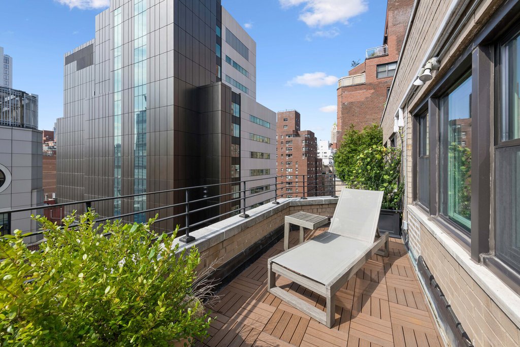 205 East 77th Street, Unit PHA photo 3