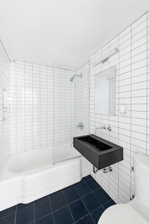 205 East 77th Street, Unit PHA photo 15