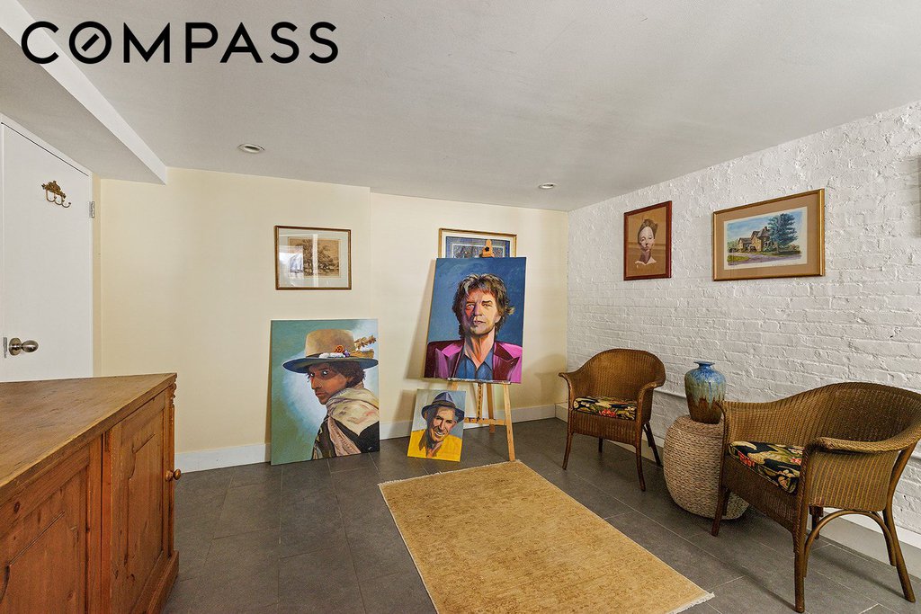 27 Dikeman Street – For Sale photo 12