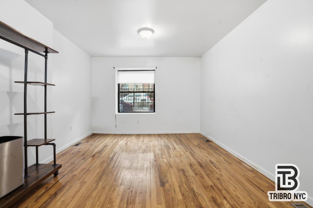 131 West 130th Street, Unit 10 photo 6