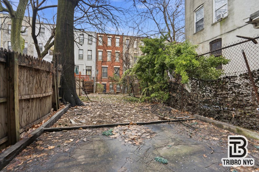131 West 130th Street, Unit 10 photo 11